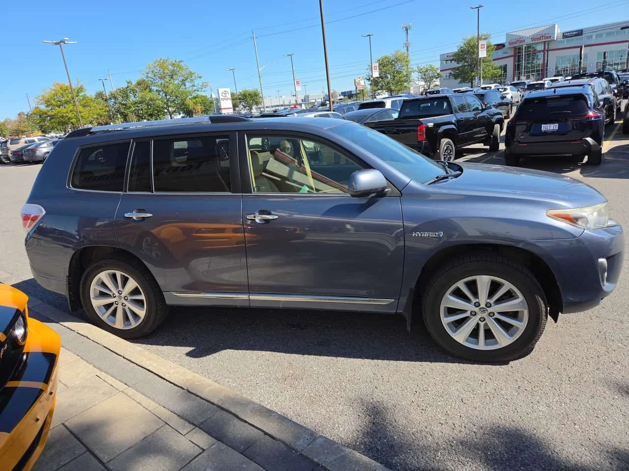 Toyota Highlander * Limited * АВТОКРЕДИТ БЕЗ ПЪРВОНАЧАЛНА ВНОСКА* , снимка 3 - Автомобили и джипове - 56163241