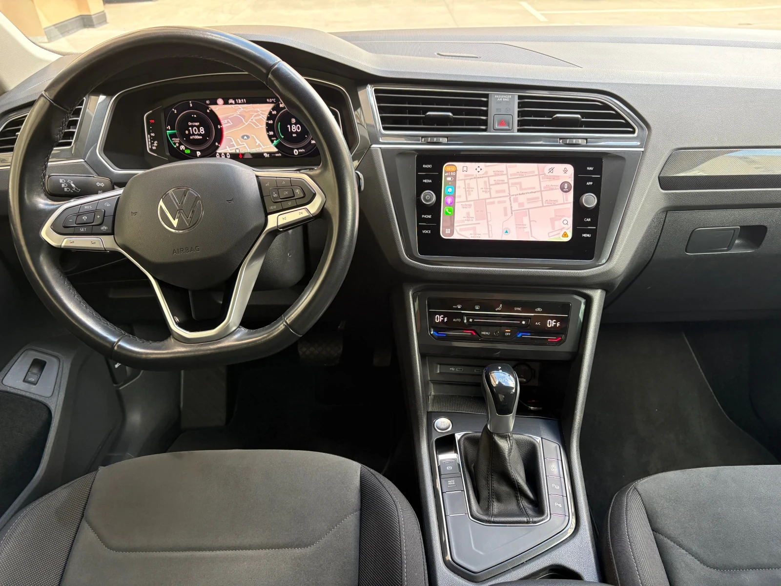 VW Tiguan IQ Light, Digital, Камера, История, Обслужен, снимка 12 - Автомобили и джипове - 56196247