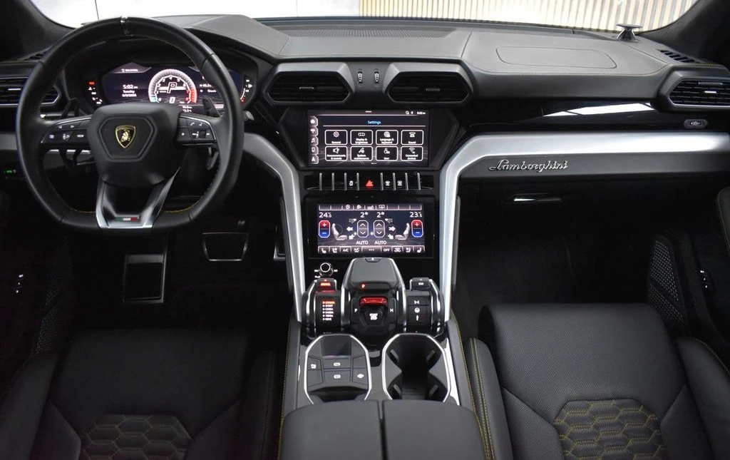 Lamborghini Urus 4.0 V8 4WD, снимка 4 - Автомобили и джипове - 56353981