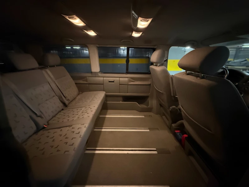 VW T5 2.5, снимка 14 - Бусове и автобуси - 52877706