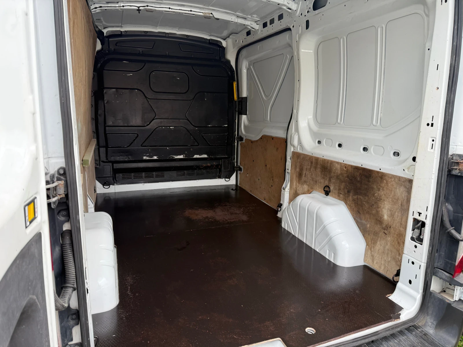 Ford Transit 2.2TDCI 125коня, снимка 10 - Бусове и автобуси - 54222436