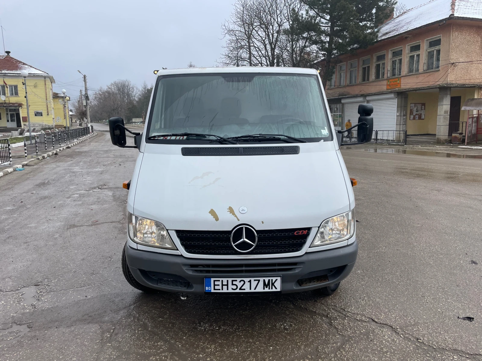 Mercedes-Benz Sprinter 411 Кат Б!! всичко платено 6 нови гуми , снимка 2 - Бусове и автобуси - 54013585