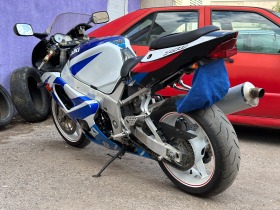 Suzuki Gsxr 750 K1, снимка 4