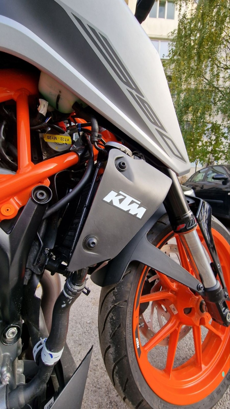 Ktm Duke III 390, снимка 2 - Мотоциклети и мототехника - 44695289