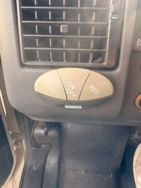 Кемпер Knaus Traveler, снимка 11 - Каравани и кемпери - 53686054