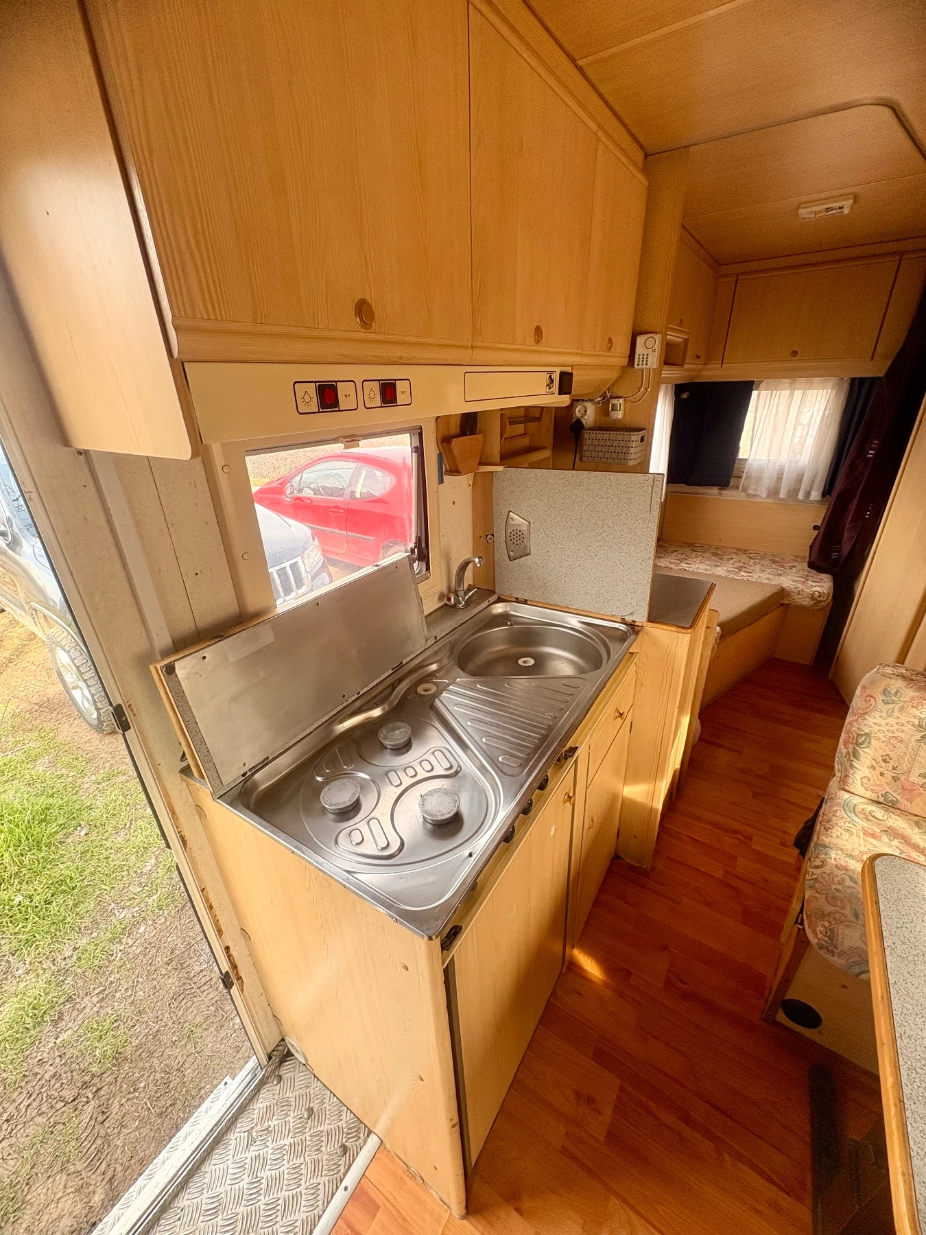 Кемпер Knaus Traveler - изображение 4