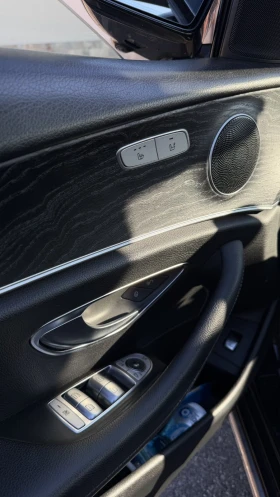 Mercedes-Benz E 200 W213 , снимка 12