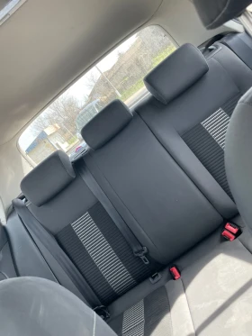 VW Golf - 3800 € / 7432.15 лв. - 20121961 7