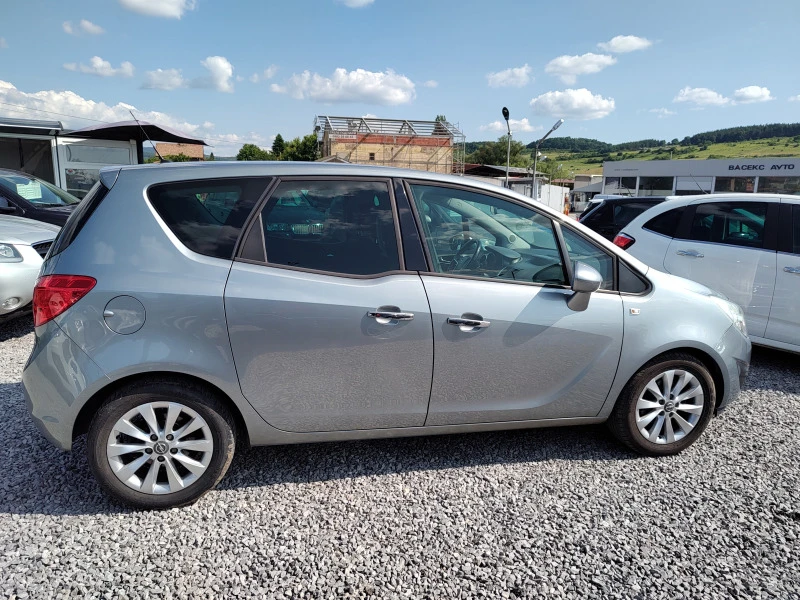 Opel Meriva 1.4i, снимка 8 - Автомобили и джипове - 41657865