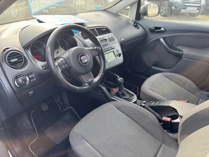 Seat Altea 1.6I, снимка 6 - Автомобили и джипове - 47335321