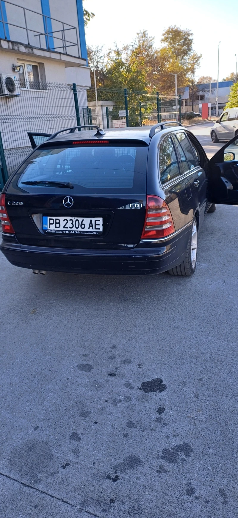 Mercedes-Benz C 220 FACELIFT sport edition, снимка 5 - Автомобили и джипове - 48362503