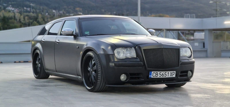 Chrysler 300c  Бензин / ГАЗ, снимка 1 - Автомобили и джипове - 49003782