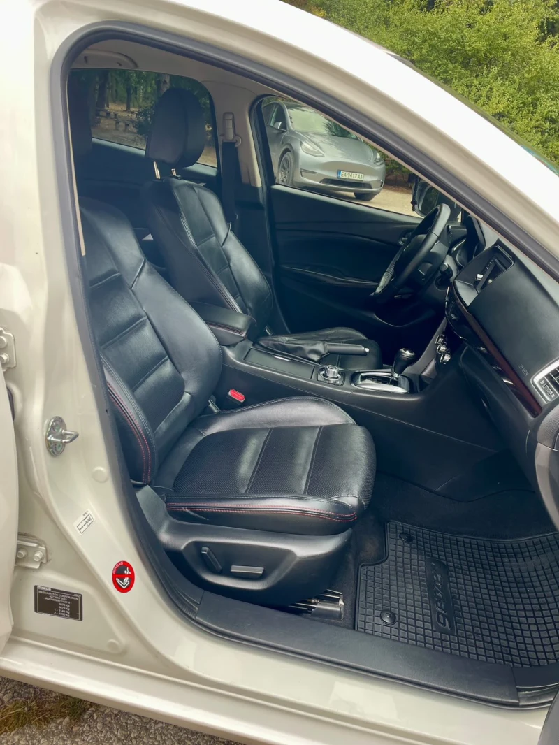 Mazda 6 Skyactiv , снимка 14 - Автомобили и джипове - 52568000