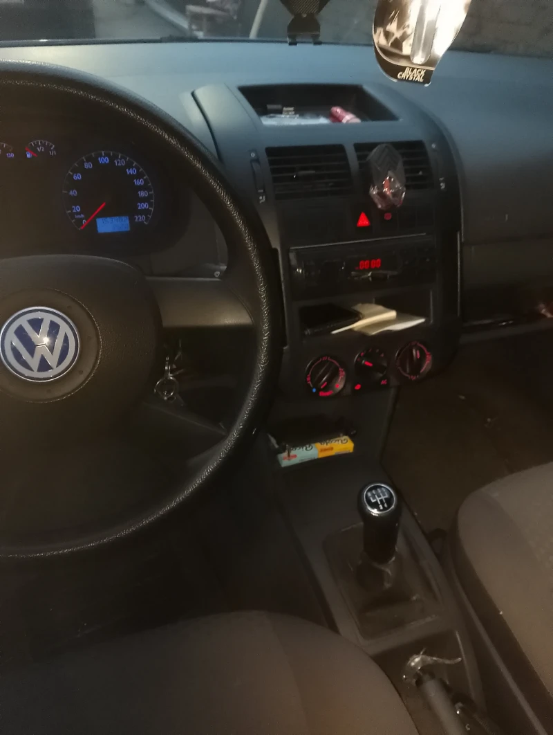 VW Polo, снимка 10 - Автомобили и джипове - 52079652
