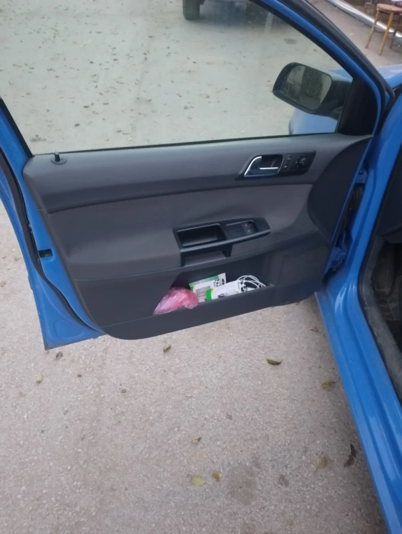 VW Polo, снимка 8 - Автомобили и джипове - 52079652