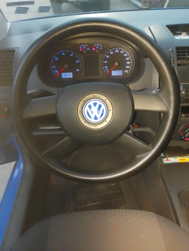 VW Polo, снимка 9 - Автомобили и джипове - 52079652