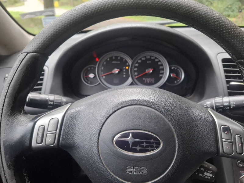 Subaru Outback 3.0R, снимка 5 - Автомобили и джипове - 52658436