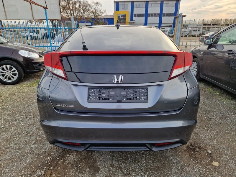 Honda Civic 1.4i-VTEC , снимка 4 - Автомобили и джипове - 52474629