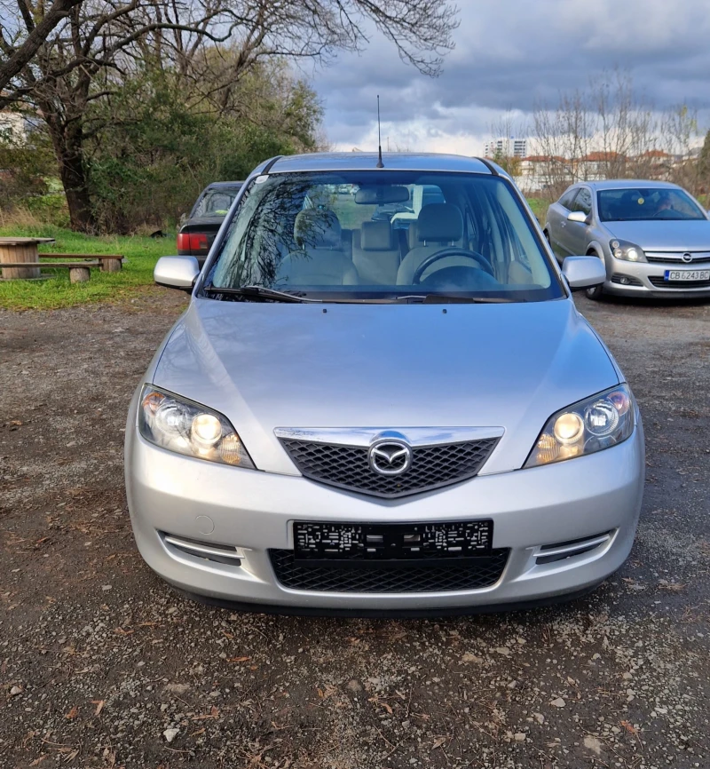 Mazda 2 1.3i Face, снимка 2 - Автомобили и джипове - 52665491