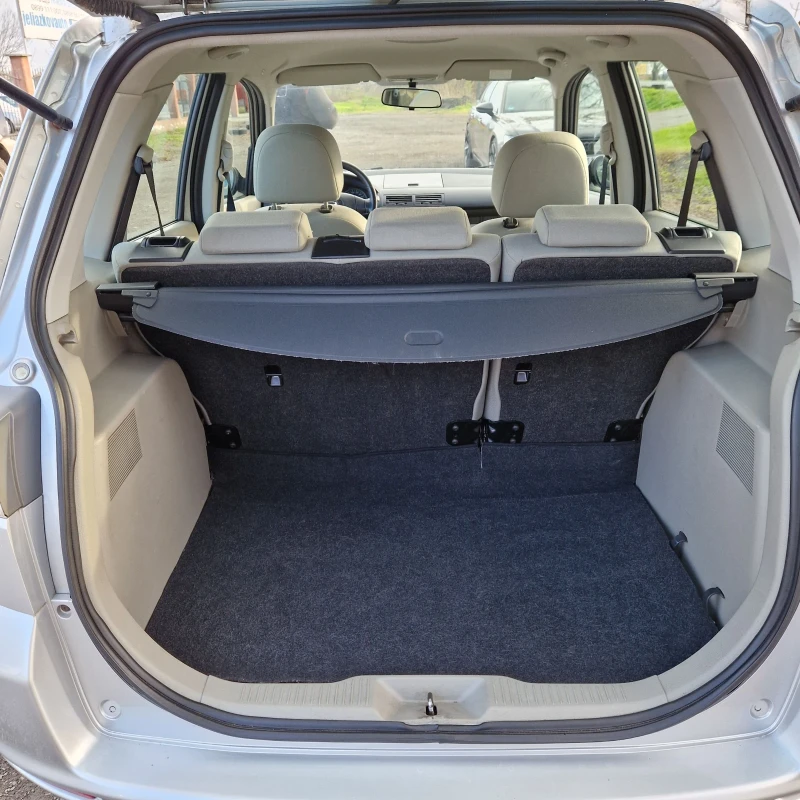 Mazda 2 1.3i Face, снимка 15 - Автомобили и джипове - 52665491