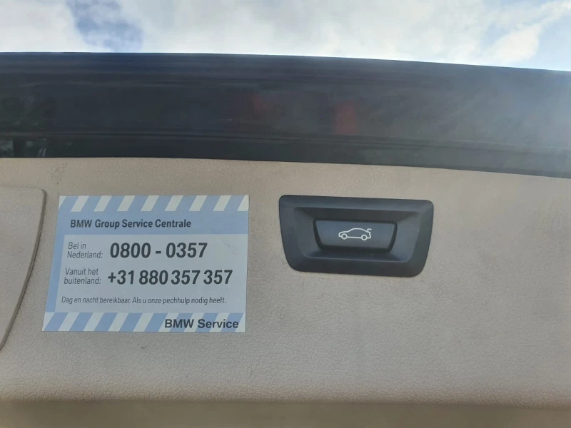 BMW 330, снимка 8 - Автомобили и джипове - 53011186