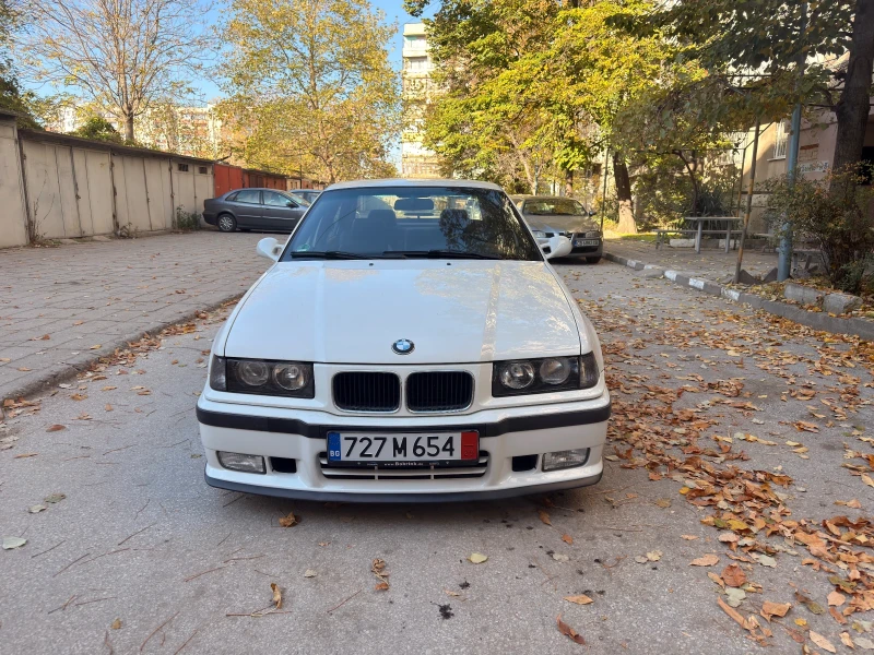 BMW 325 НОВ ВНОС ЗАВОДСКО М-пакет , снимка 3 - Автомобили и джипове - 53598852