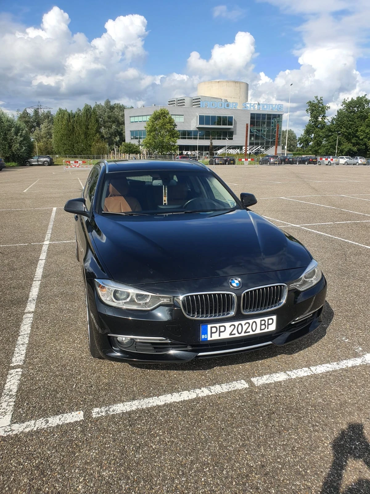 BMW 330, снимка 1