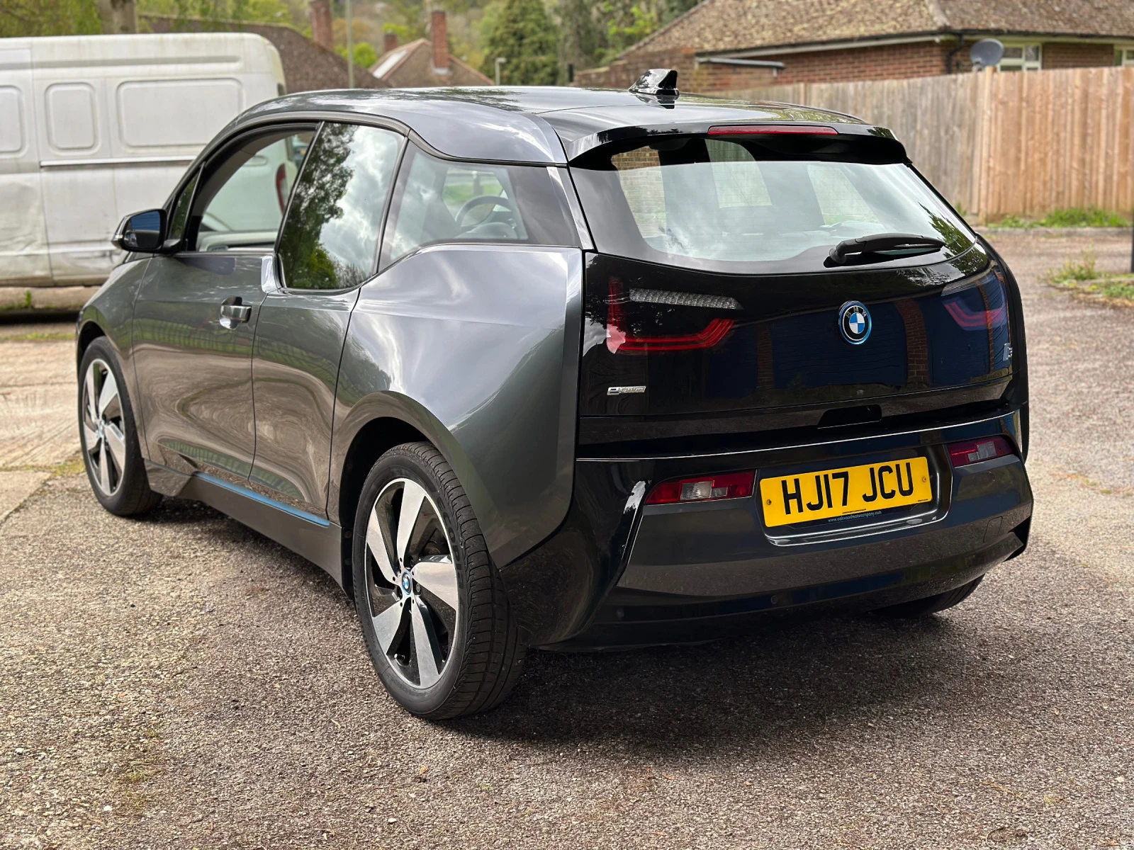 BMW i3 94Ah - REX!! FULL OPTIONAL !!! - изображение 6