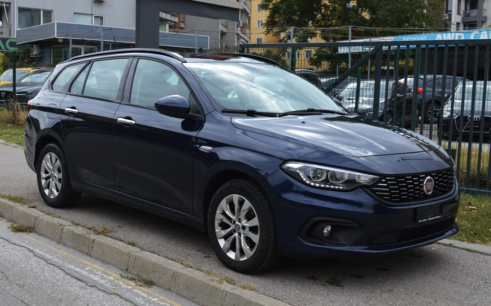 Fiat Tipo 1.6 JTD SW AUTOMAT FULL ШВЕЙЦАРИЯ - изображение 3
