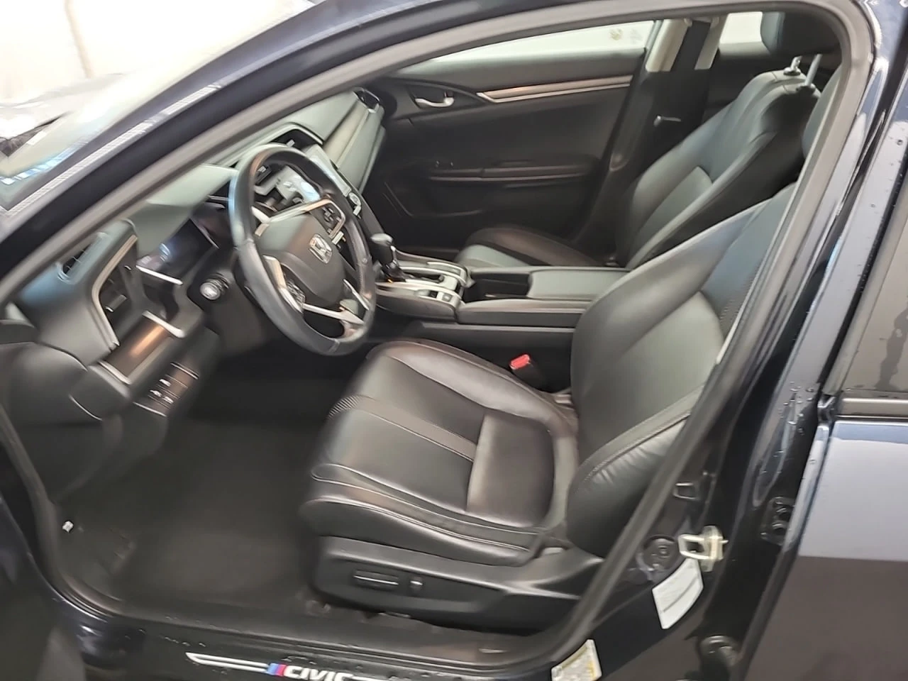 Honda Civic * АВТО КРЕДИТ* ЦЕНА ДО БГ * Сервизна история *  - изображение 7