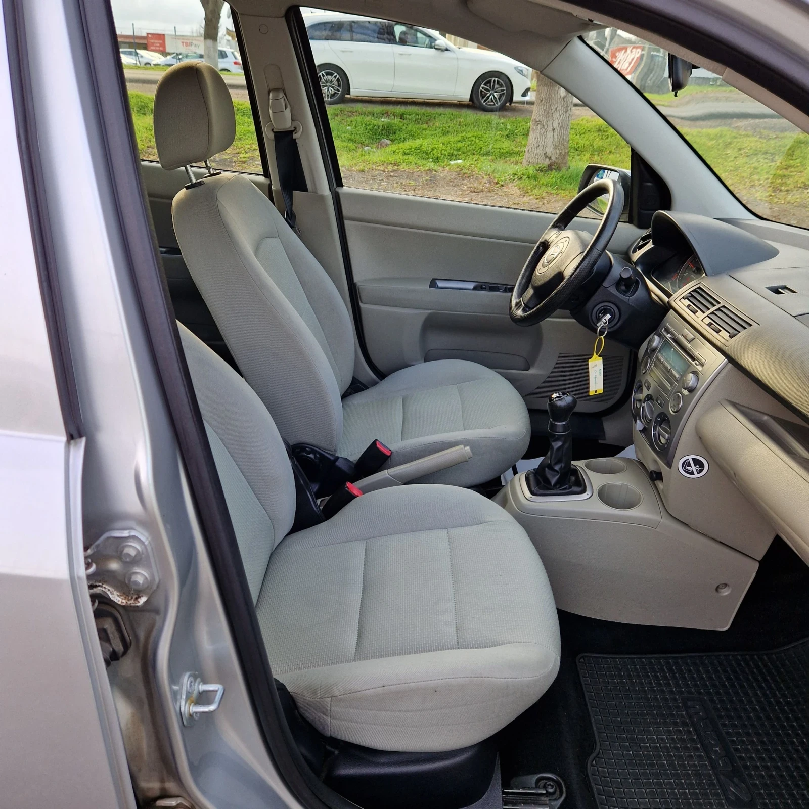 Mazda 2 1.3i Face | Mobile.bg   12