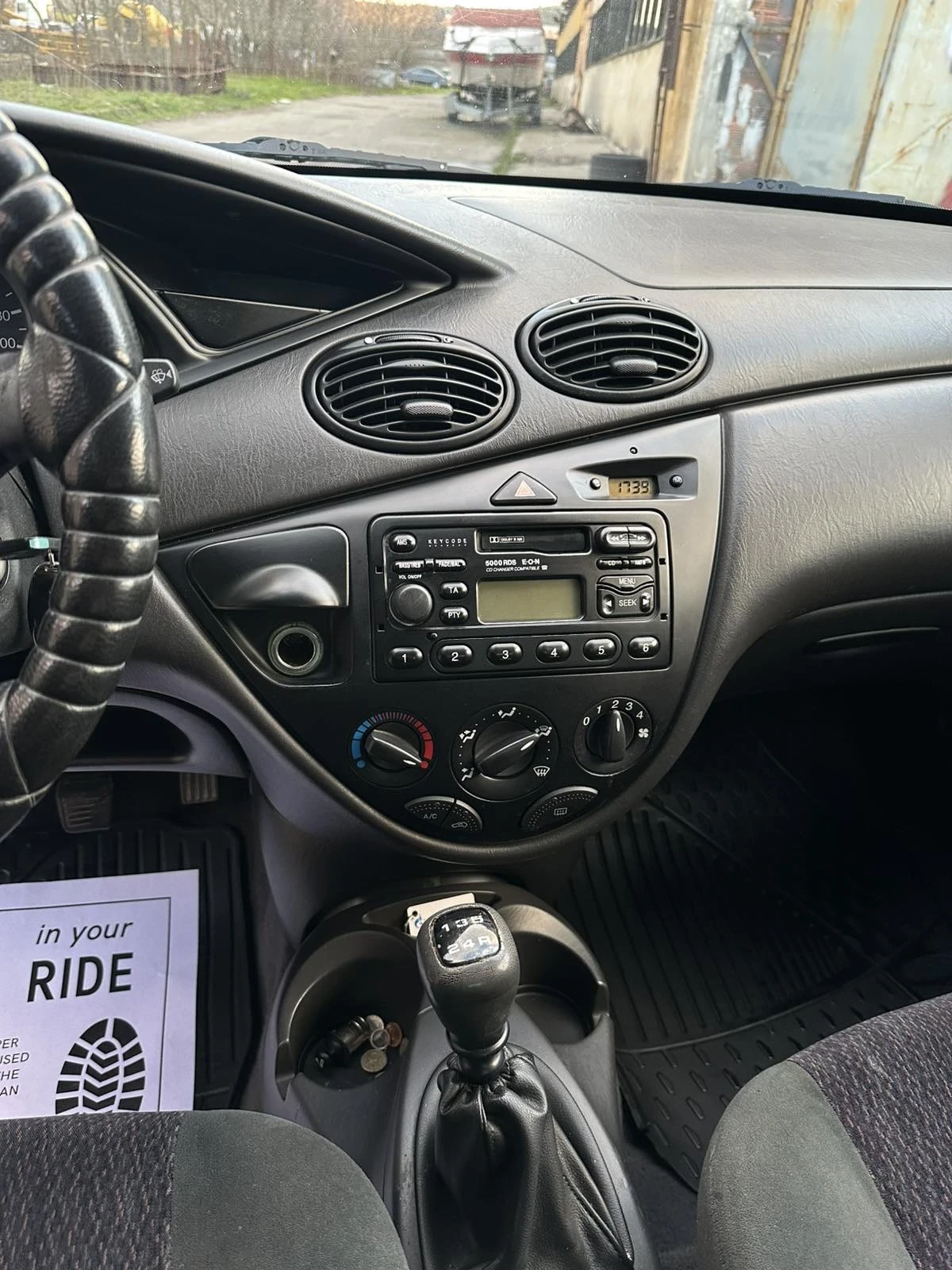 Ford Focus TDDI - изображение 4