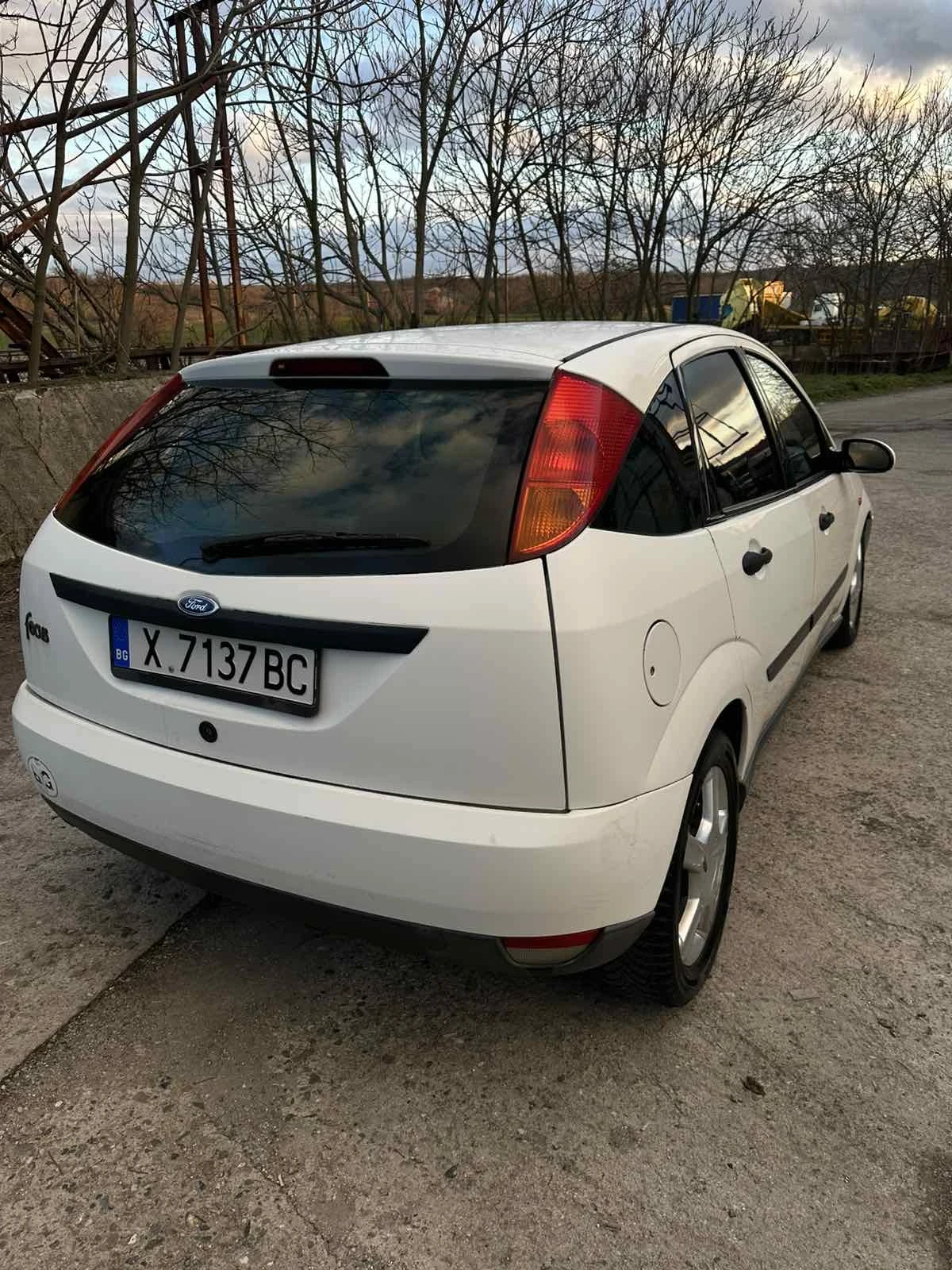 Ford Focus TDDI - изображение 2