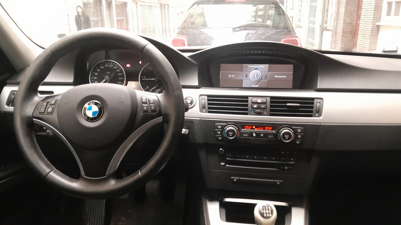 BMW 318, снимка 9 - Автомобили и джипове - 53853259