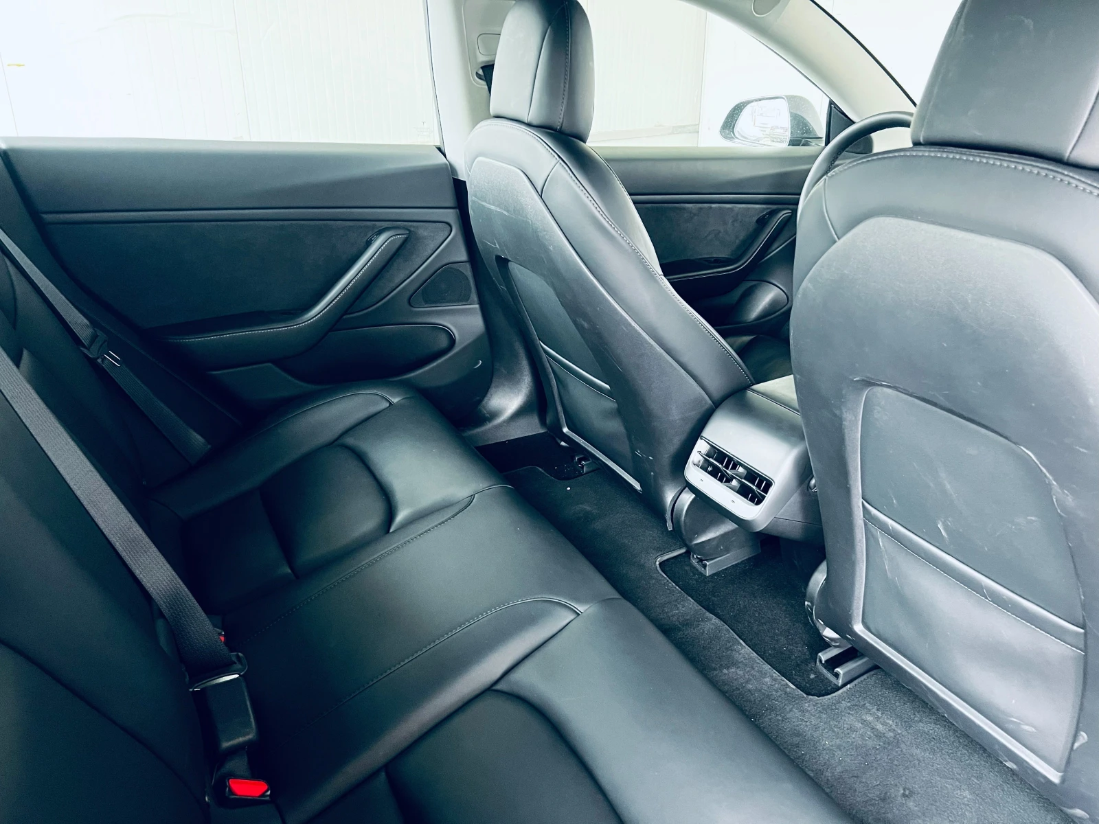 Tesla Model 3 Long range, снимка 9 - Автомобили и джипове - 54010228