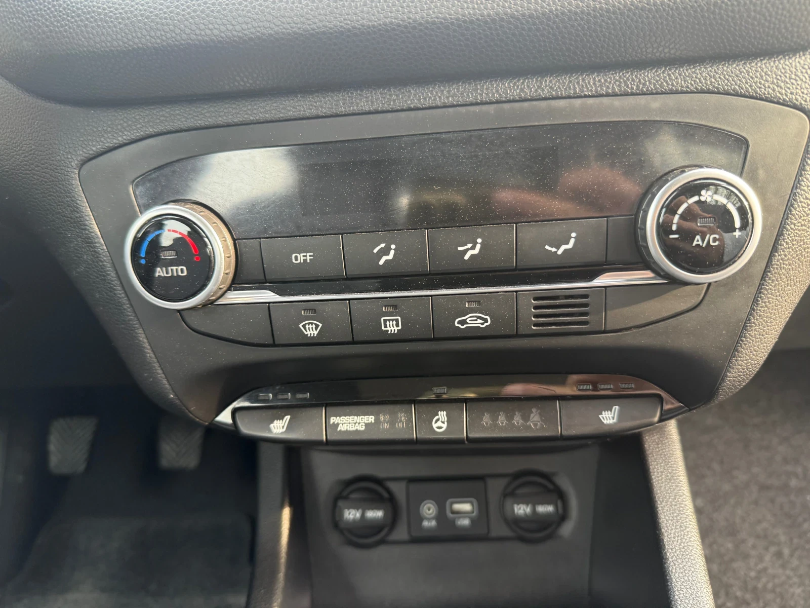 Hyundai I20 1.2/LED/PDC/EURO6, снимка 14 - Автомобили и джипове - 54068903