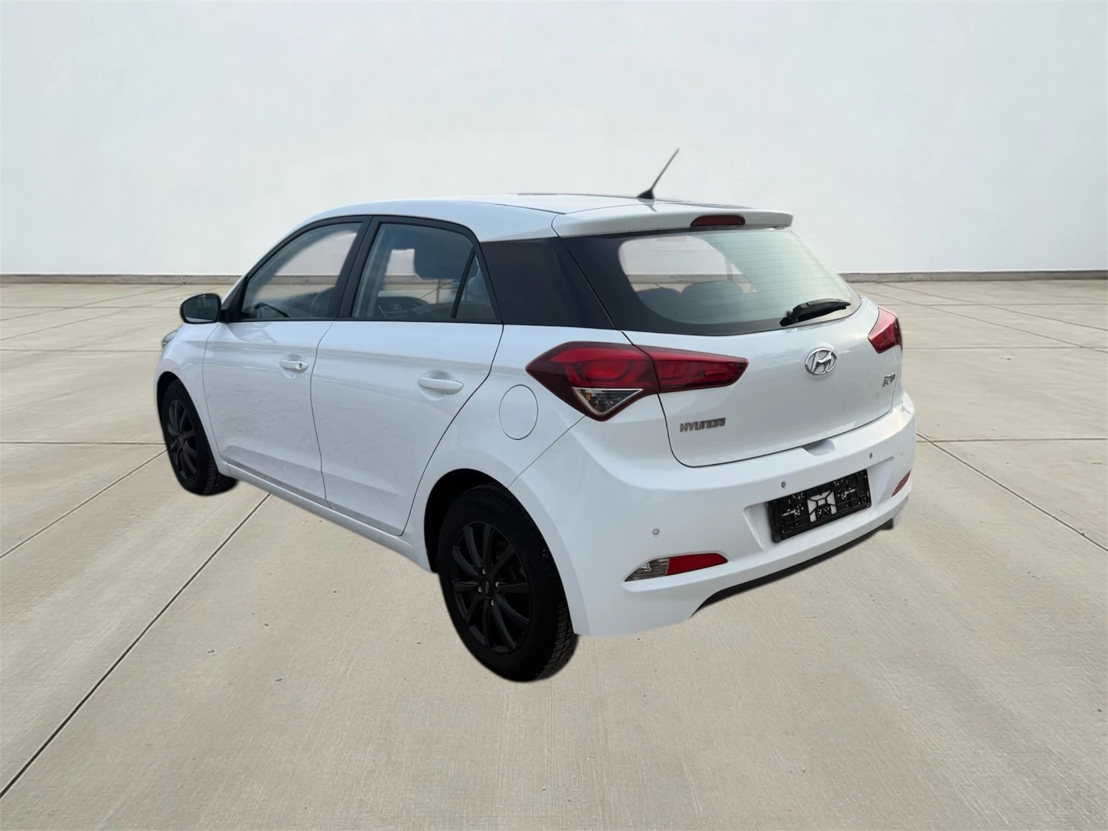 Hyundai I20 1.2/LED/PDC/EURO6, снимка 4 - Автомобили и джипове - 54068903