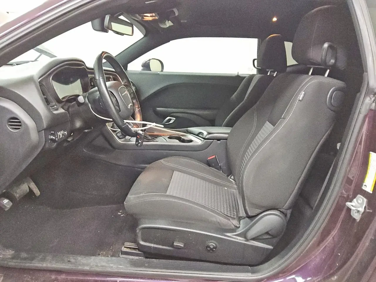 Dodge Challenger, снимка 9 - Автомобили и джипове - 54251878