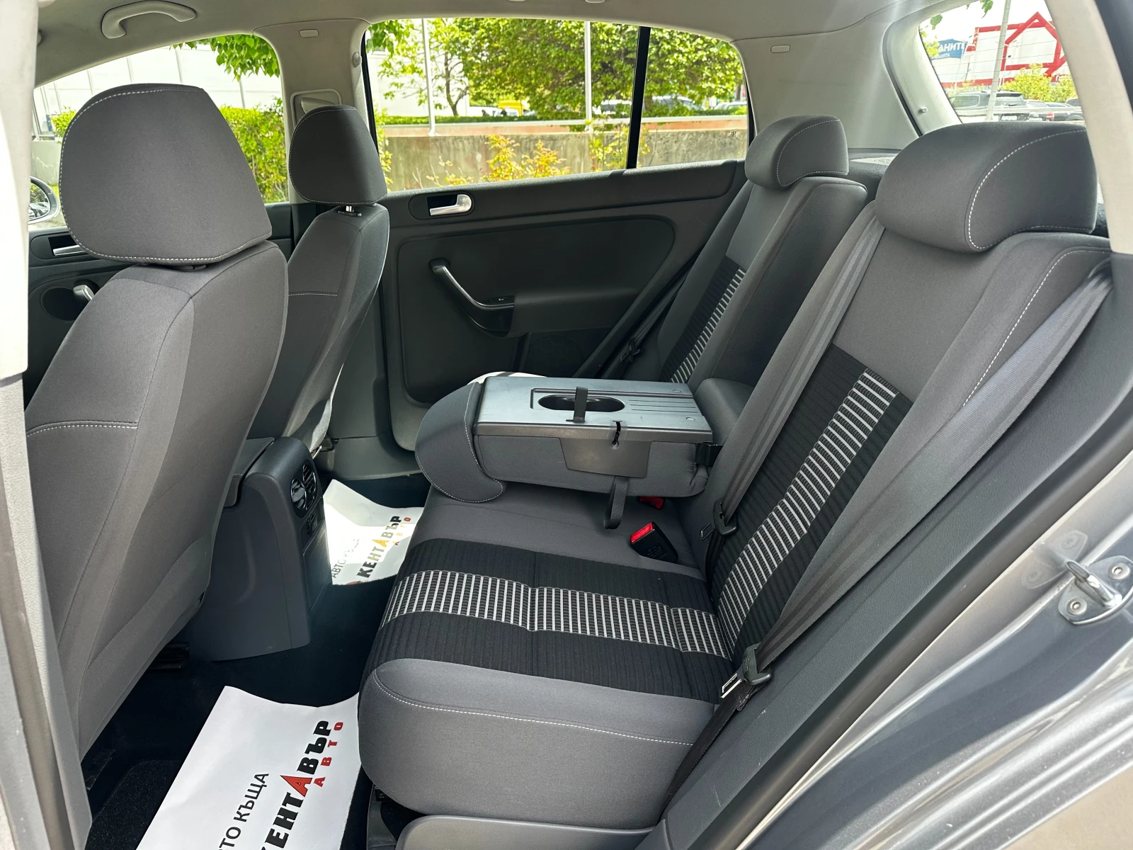 VW Golf 1.9d 90 к.с. , снимка 10 - Автомобили и джипове - 54563809