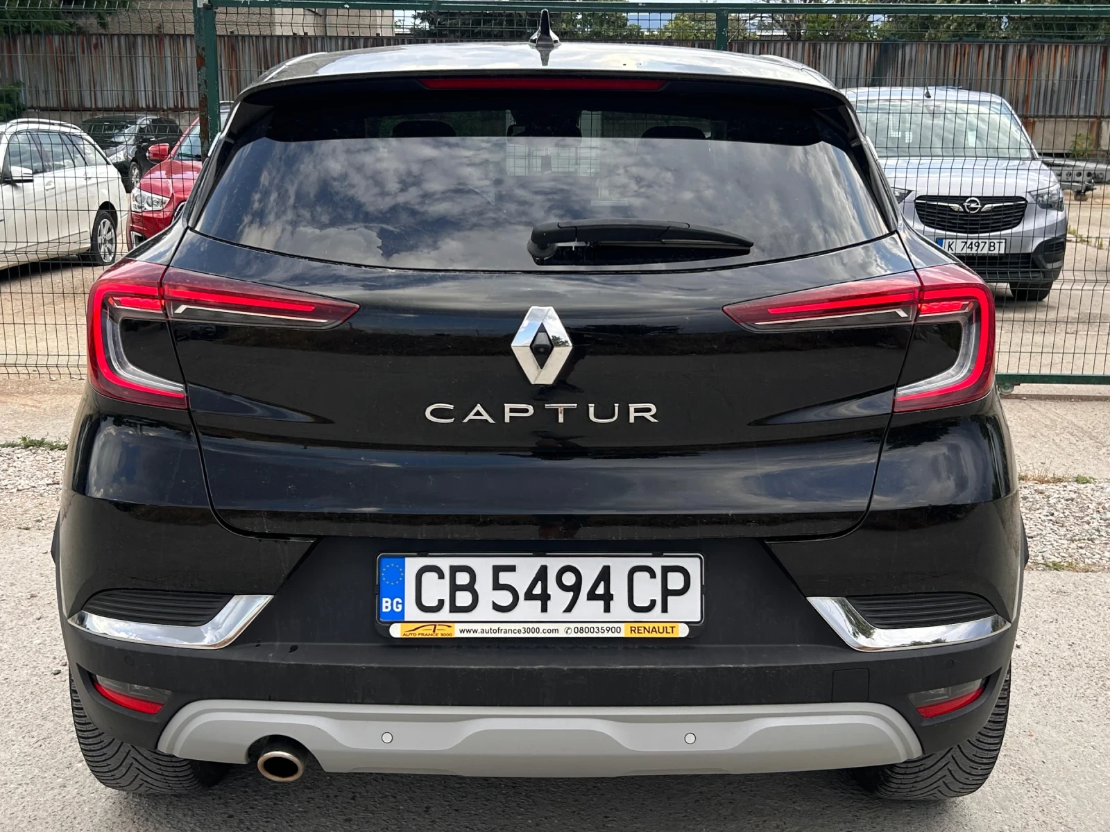 Renault Captur Intense , снимка 4 - Автомобили и джипове - 55124220