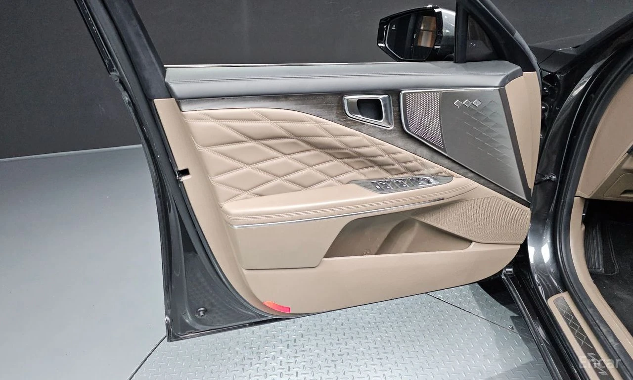 Kia K8 * ФИКСИРАНА ЦЕНА ДО БЪЛГАРИЯ * АВТОКРЕДИТ, снимка 14 - Автомобили и джипове - 55422343
