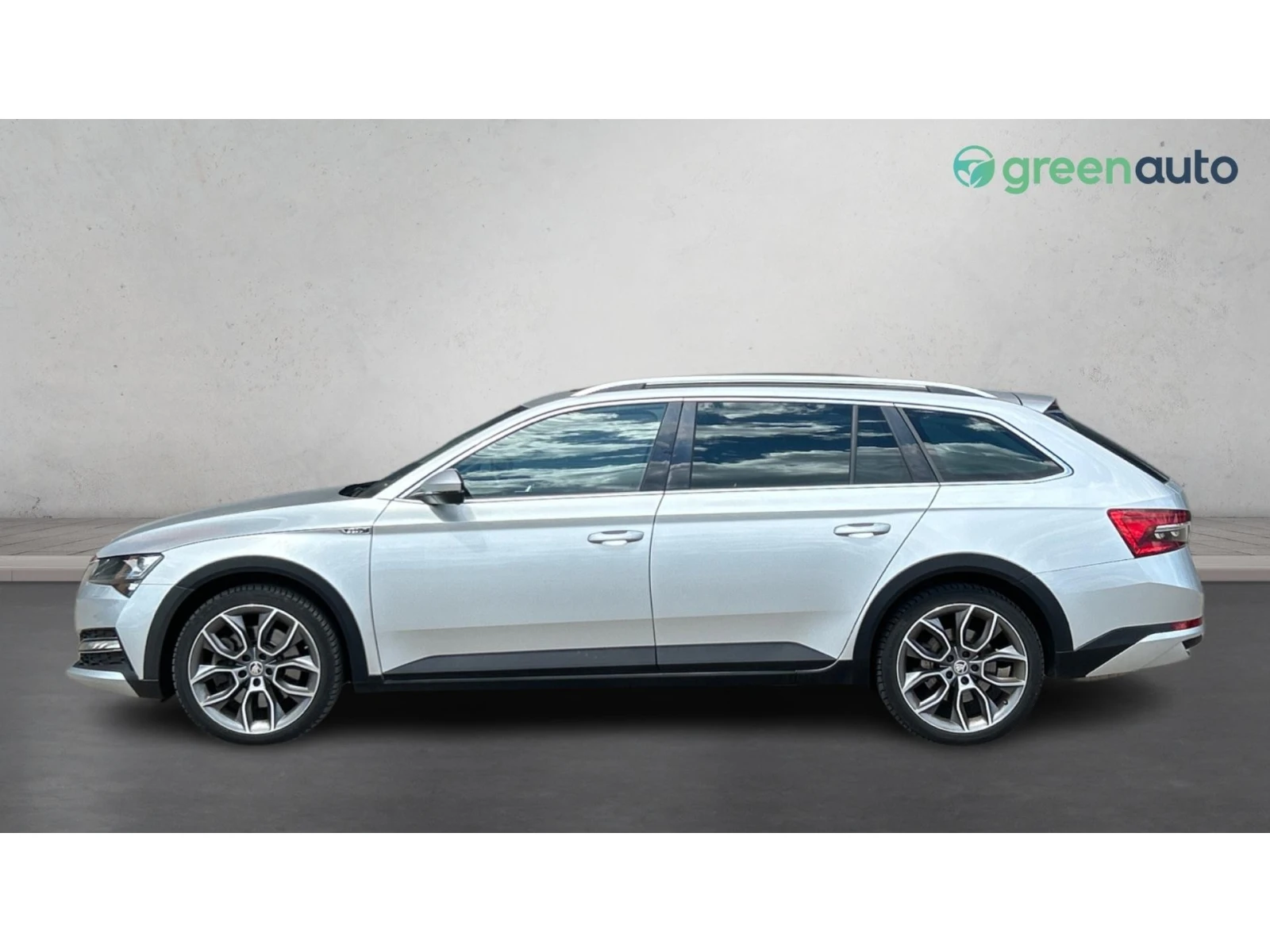 Skoda Superb  Scout 2.0 TSi  4x4 , Месечна вноска от 399  , снимка 3 - Автомобили и джипове - 55579016
