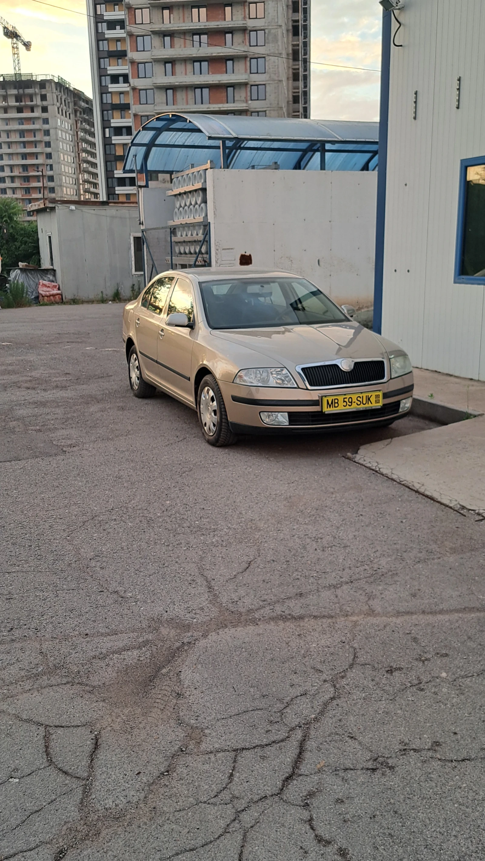 Skoda 105 2, снимка 2 - Автомобили и джипове - 55837837
