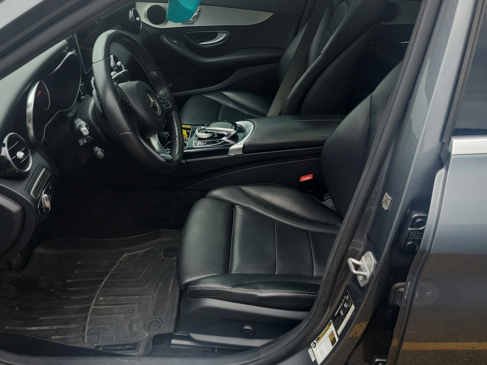 Mercedes-Benz C 300 * 4MATIC * CARFAX * ПОГРЕВ * ШИБИДАХ, снимка 9 - Автомобили и джипове - 56118138