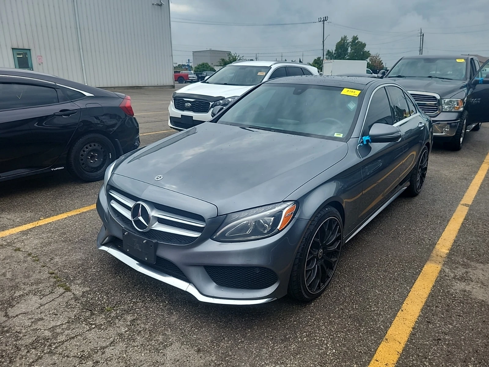 Mercedes-Benz C 300 * 4MATIC * CARFAX * ПОГРЕВ * ШИБИДАХ