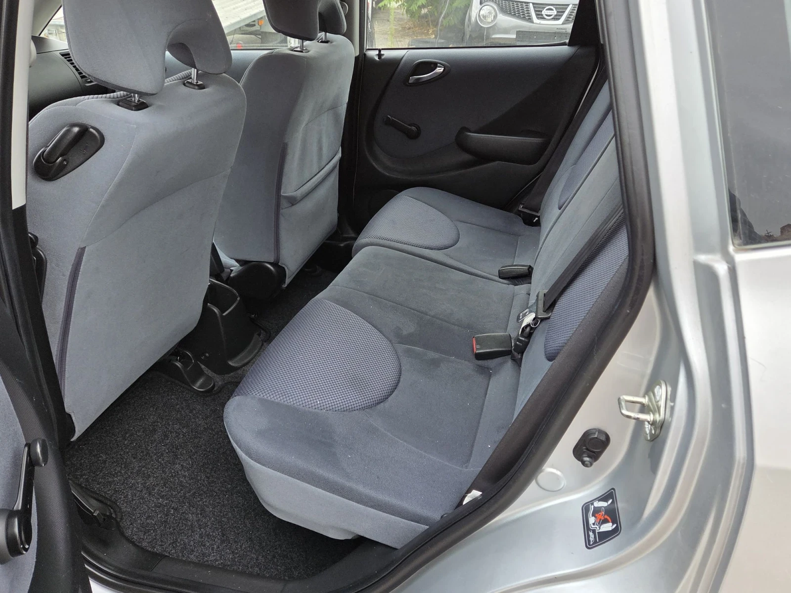 Honda Jazz 1.4 i-dsi, снимка 6 - Автомобили и джипове - 56183258