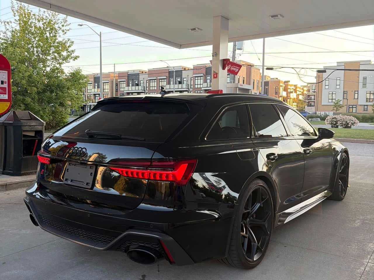 Audi Rs6 Avant performance | CARFAX | АВТОКРЕДИТ, снимка 4 - Автомобили и джипове - 56207484