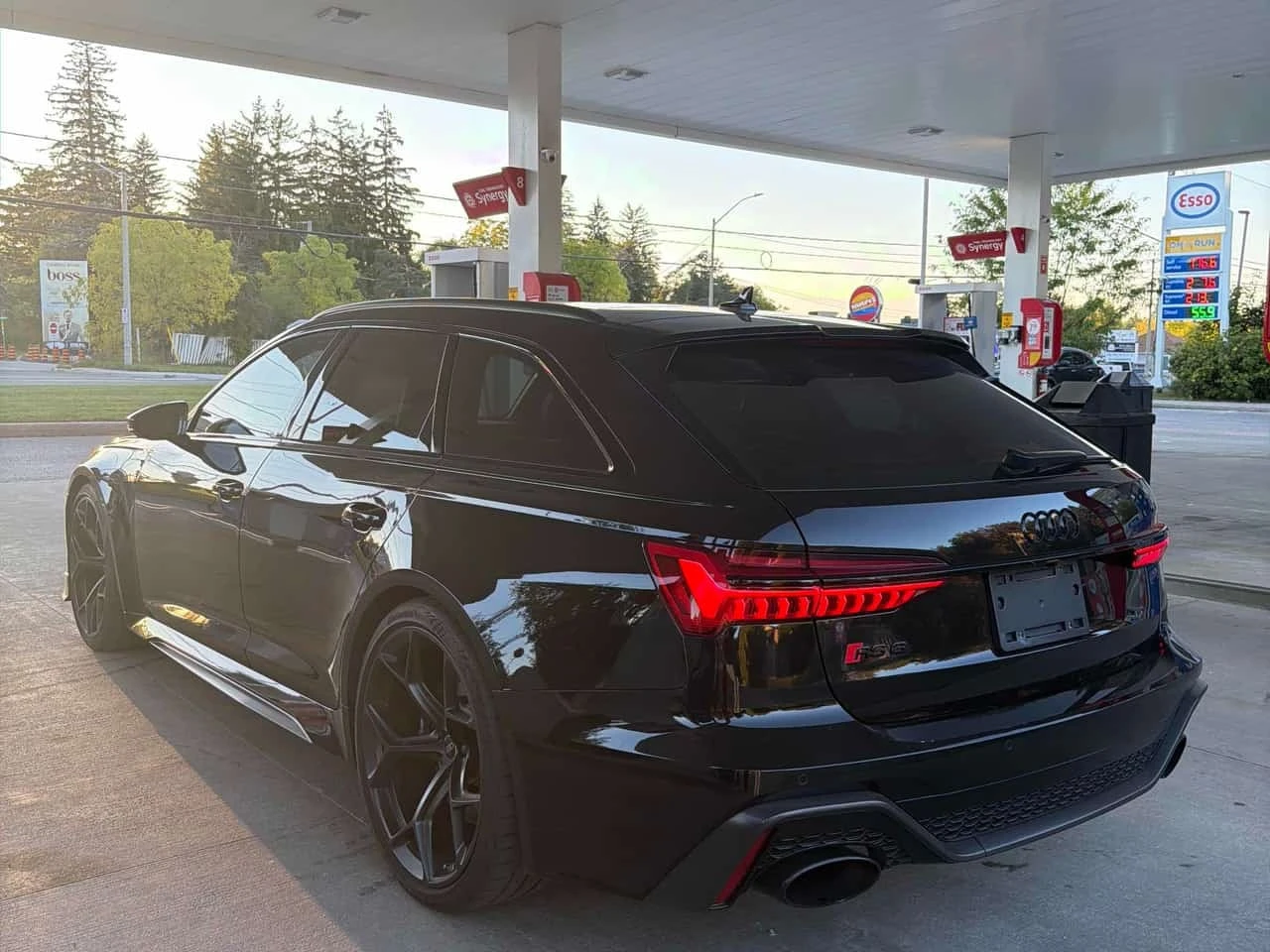 Audi Rs6 Avant performance | CARFAX | АВТОКРЕДИТ, снимка 3 - Автомобили и джипове - 56207484