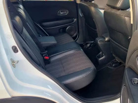 Honda Hr-v 1.5 i-VTEC Executive , снимка 16