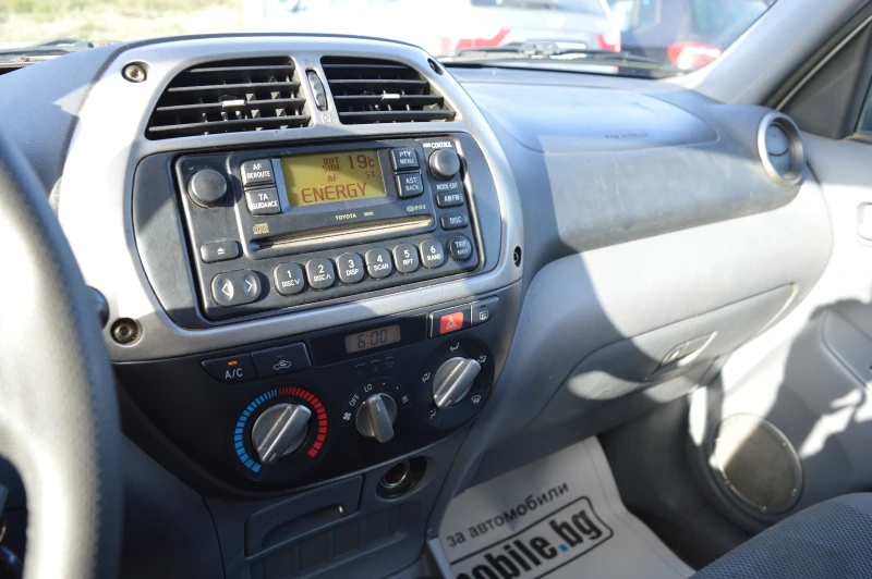Toyota Rav4 2.0D4D-4X4-KLIMA, снимка 13 - Автомобили и джипове - 49933926